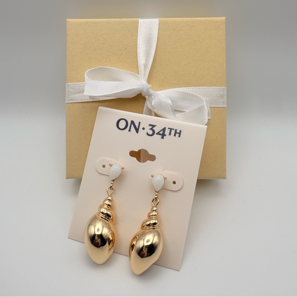 NWT On 34th Gold-Tone Shell & White Stone Drop Earrings Macy’s Exclusive Gift